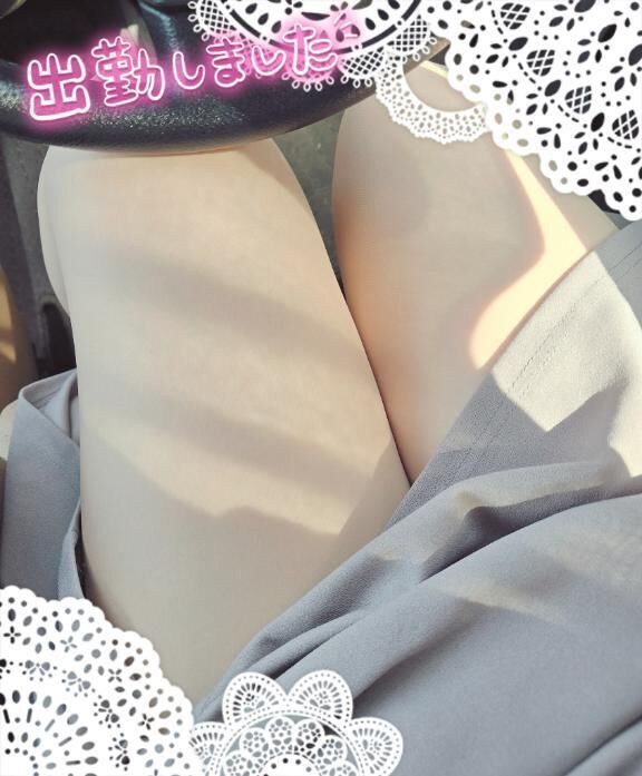 事務所なう！ε≡(*ﾉ` ´)ﾉ
