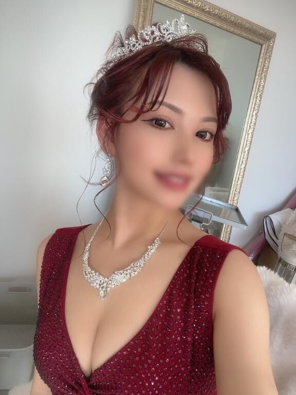 ( &#129395; )