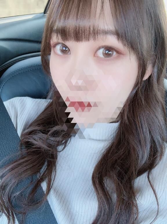 【…】