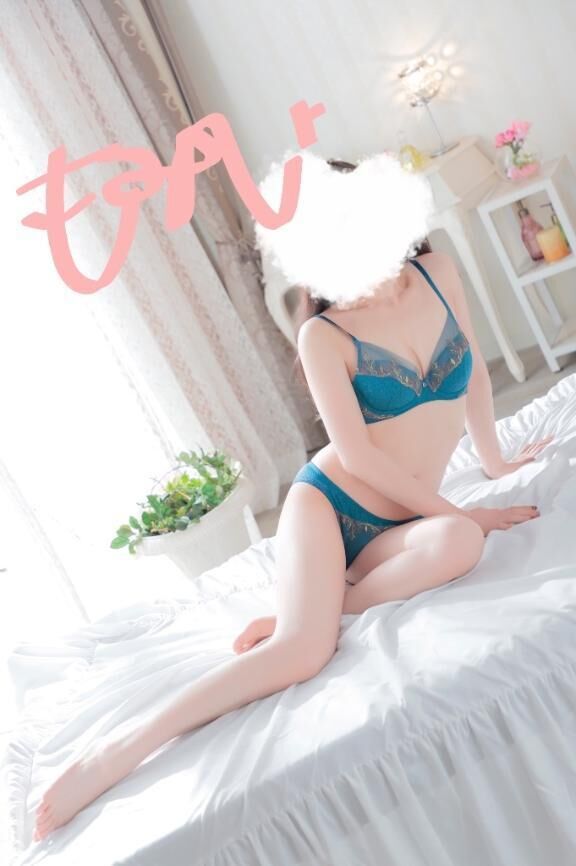 今日はしゅっきん&#9730;&#65039;折りたたみ傘持ってきたよ