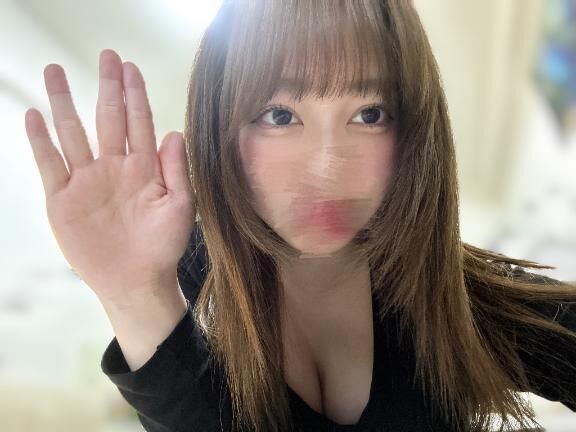 変なポーズ、