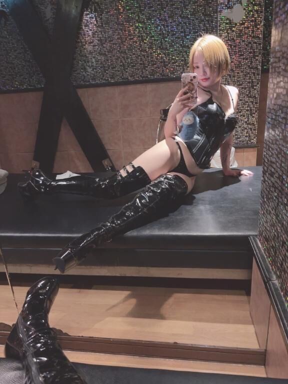 明日は