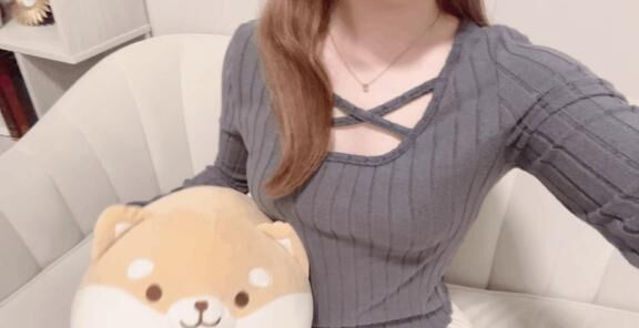 こういう女の子は好きですか？