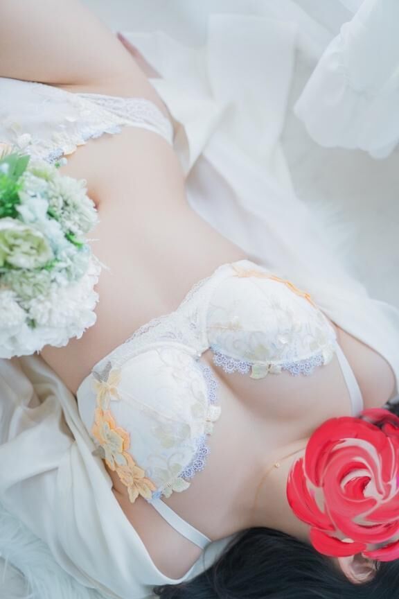 [お題]食べ物プレイに使うって許せる派？許せない派？from:クリームならさん