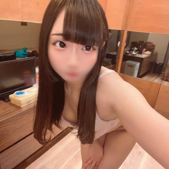 夜は、