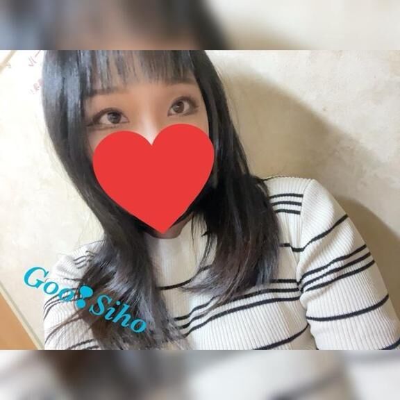(\,\,ᴗᴗ\,\,)