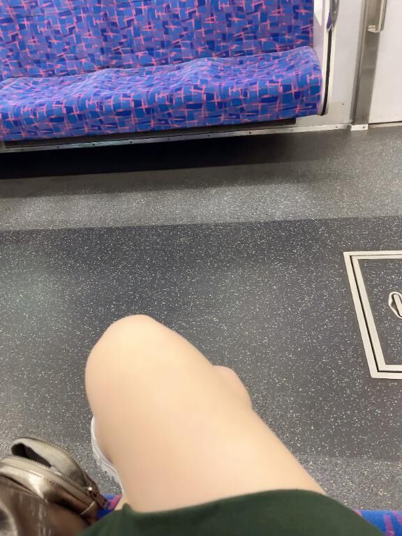 えっ&#129402;