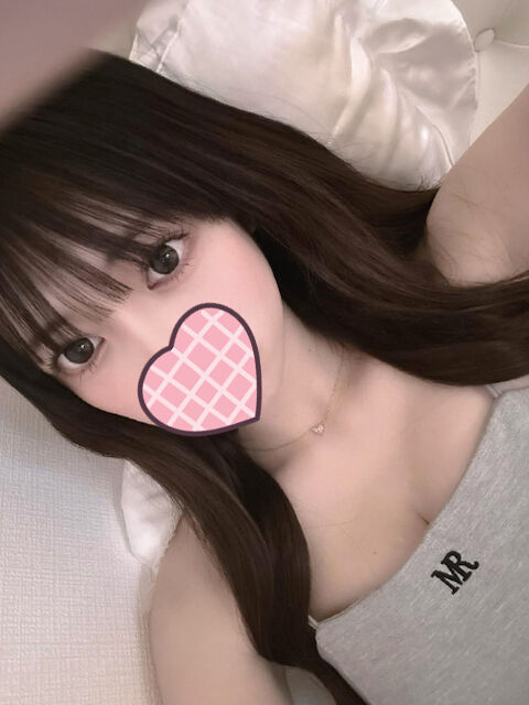 朝起きたら巨乳になってないかな〜？
