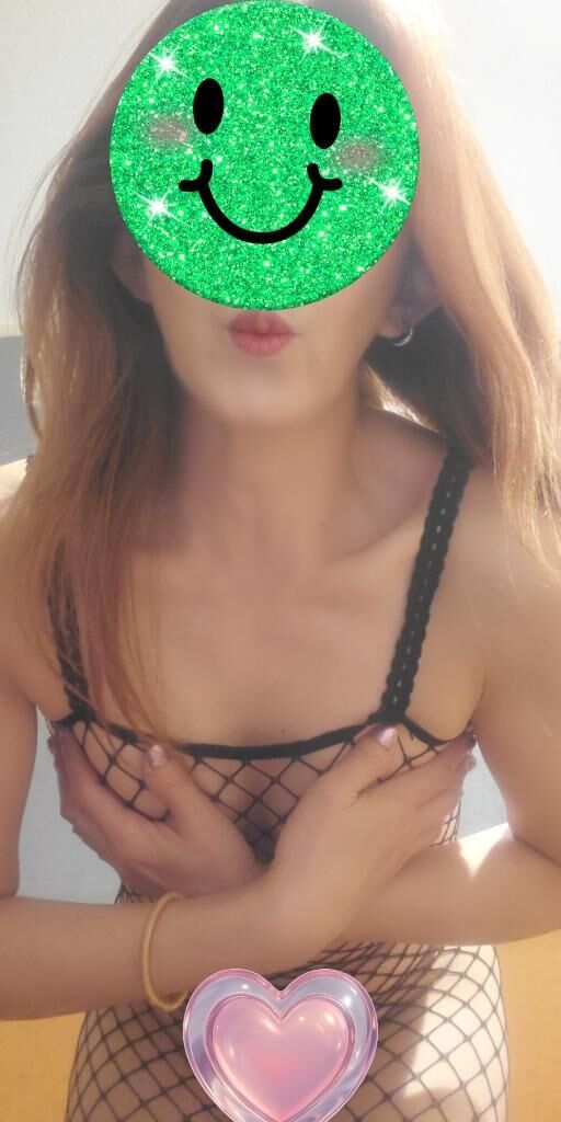 明日は5月になって初めての出勤です&#9825;&#9825;　午後4時から出勤します&#9825;&#9825;&#9825;　今月もどうぞよろしくお願いいたします&#9825;&#9825;&#9825;
