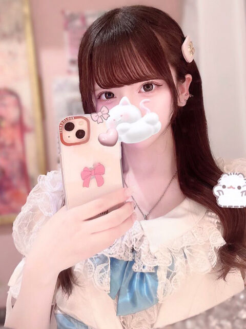 寝バックでハメ潮止まらない
