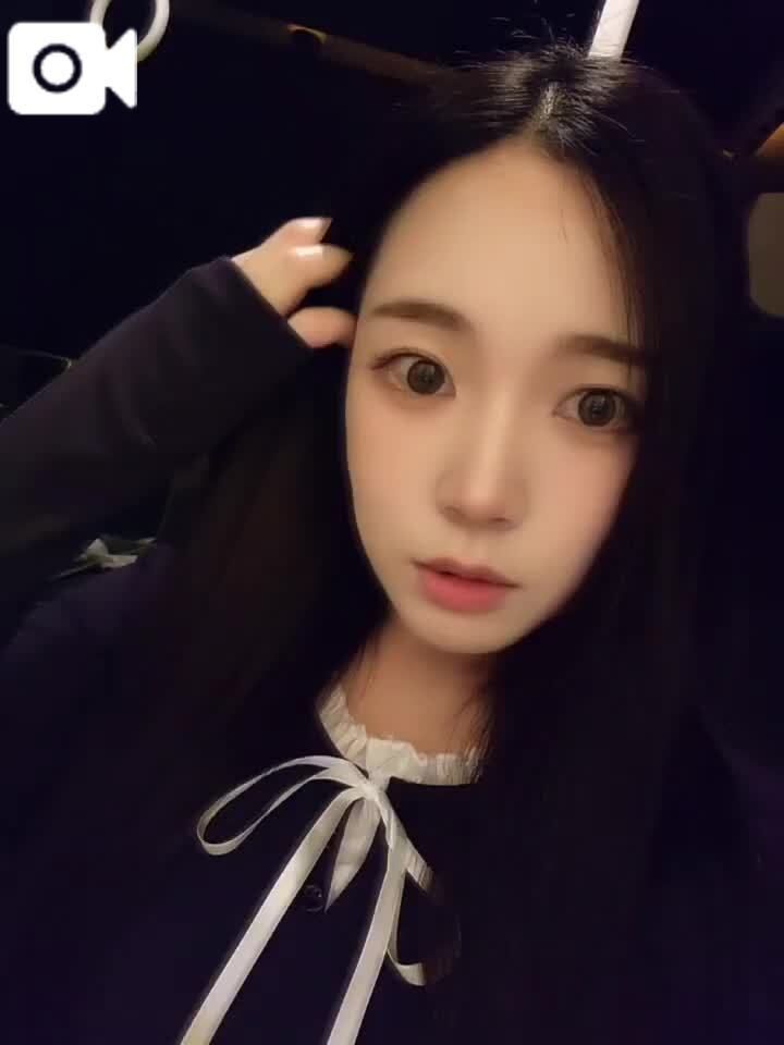 顔出し動画&#129763;&#128149;