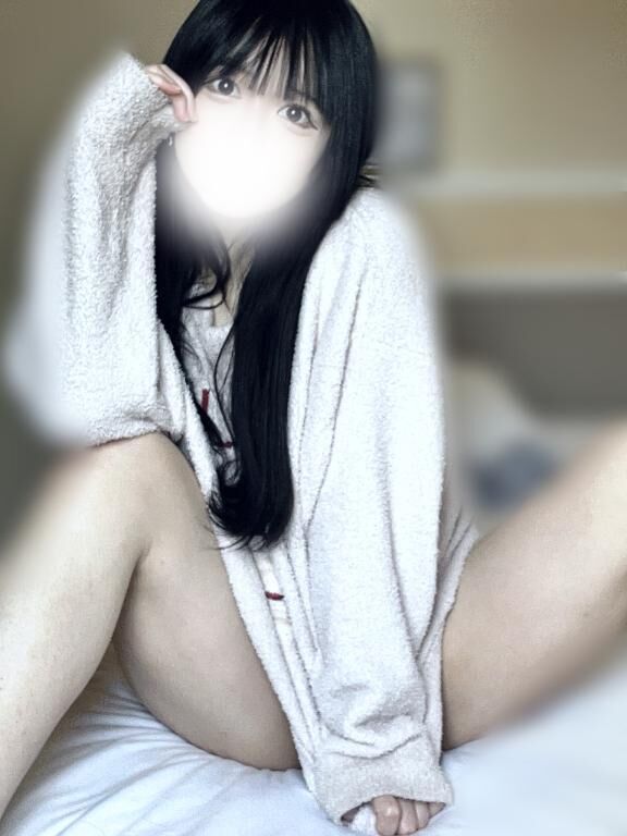 緊張で震えてたのに、最後は自分から腰動かしてた