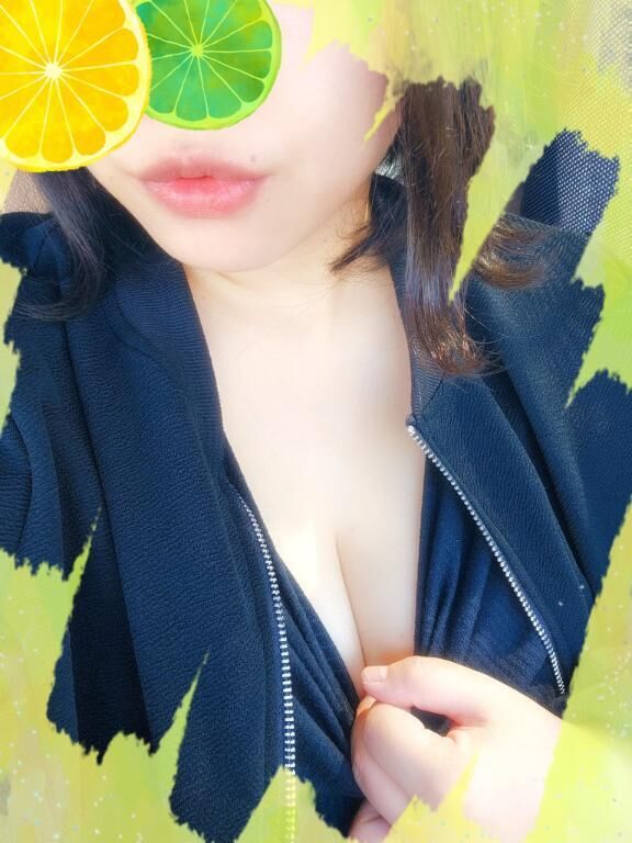 事務所なう！=&#9825;&#9825;&#9825;&#9825;(   &#9825;-&#9825; )&#9825;