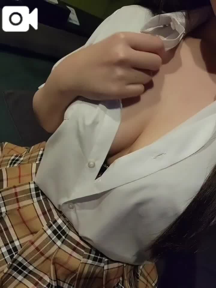 (*&#729;&#42163;っ|ﾁﾗ