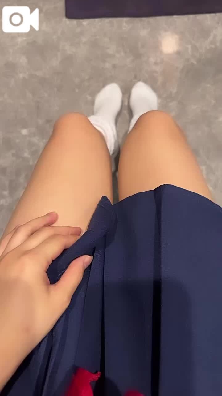 (´ ｡&bull;ω&bull;｡)っ