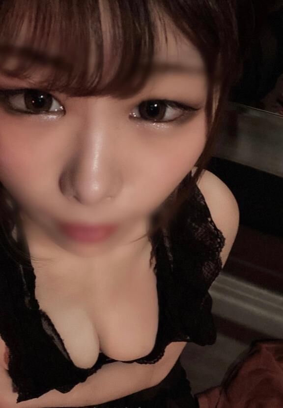 じー&#128570;