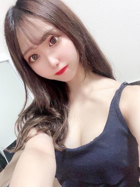 夜はこれから&#9825;&#9825;現役アイドルとえっちなこと沢山シよ&#9825;&#9825;&#9825;&#9825;