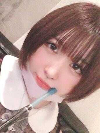 じー( &#9901;-&#9901;)