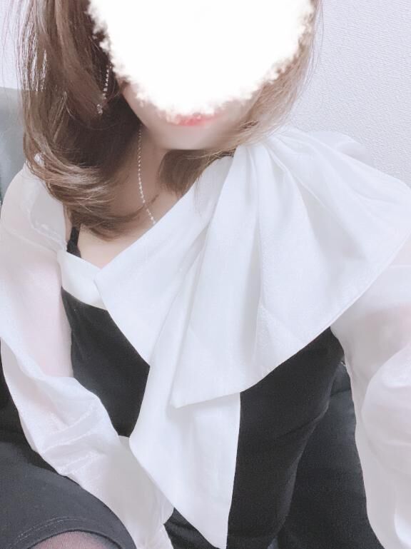 夜は…
