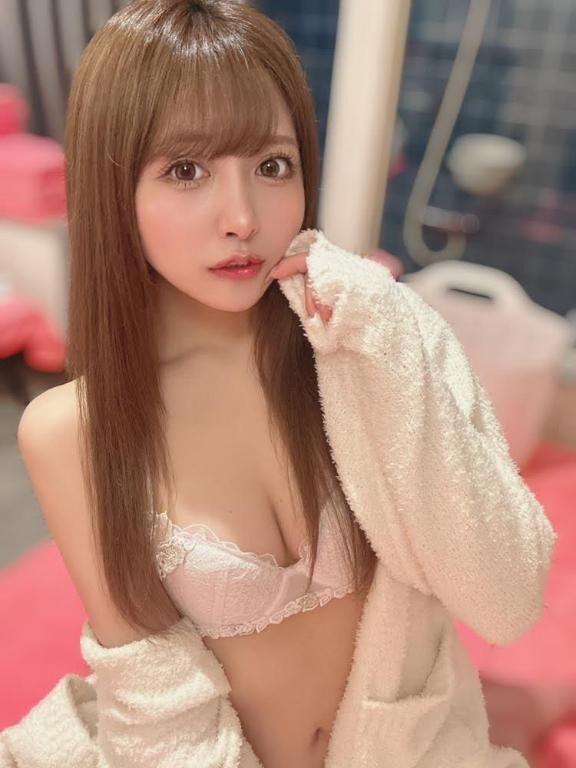 本日もよろしくお願いします﫧