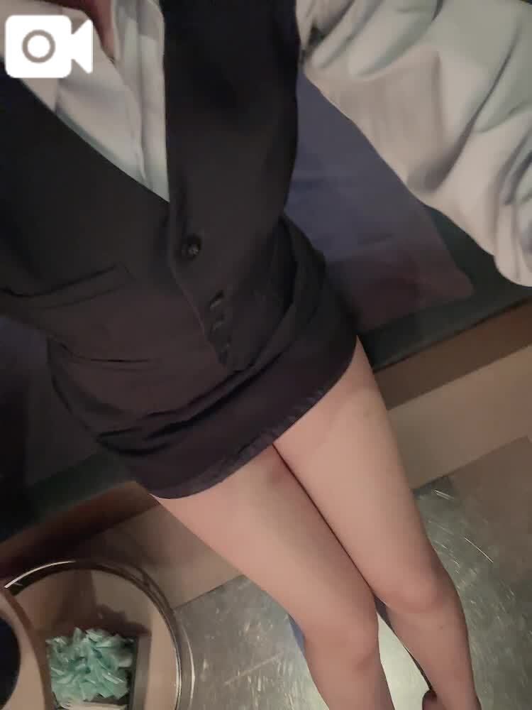 (. . `)