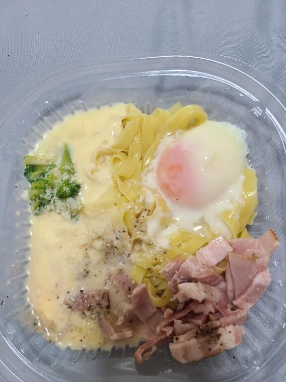 カルボナーラ