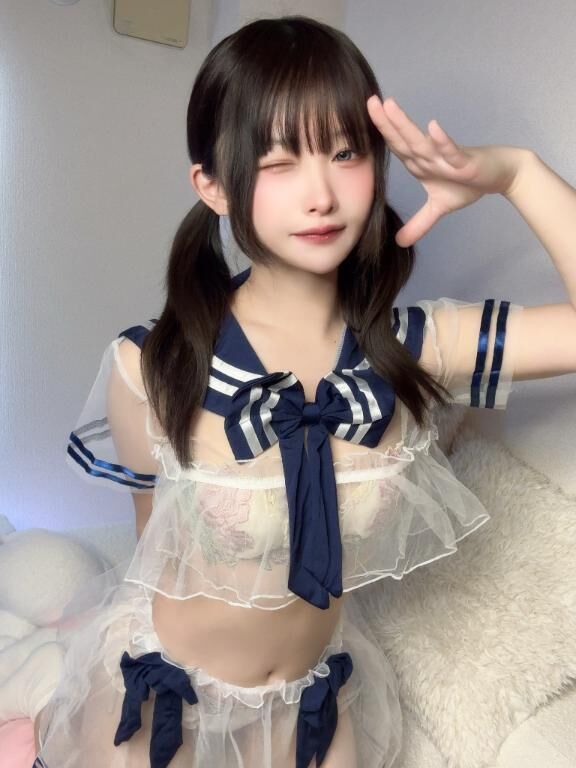 4Kで読み込んだセーラー服&#9825;&#9825;