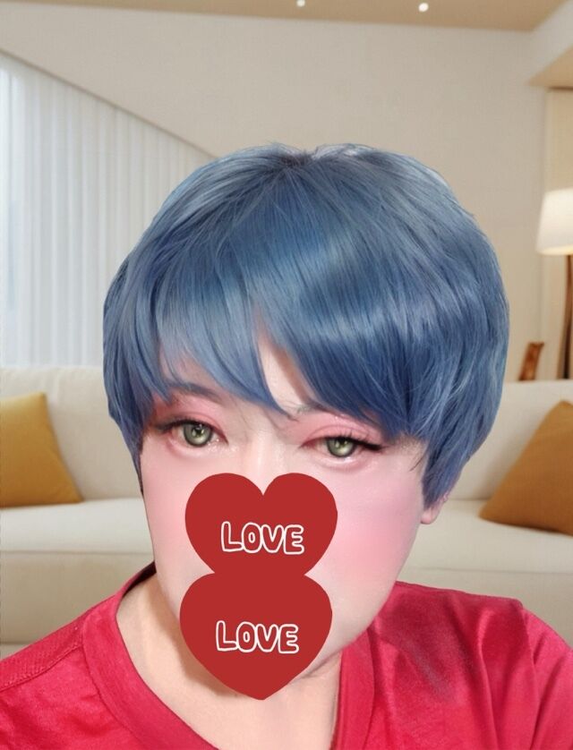 プロにメイクして頂いたショット・・・