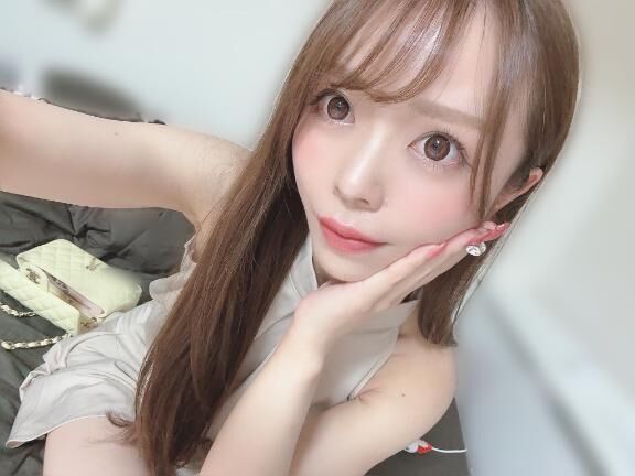 え