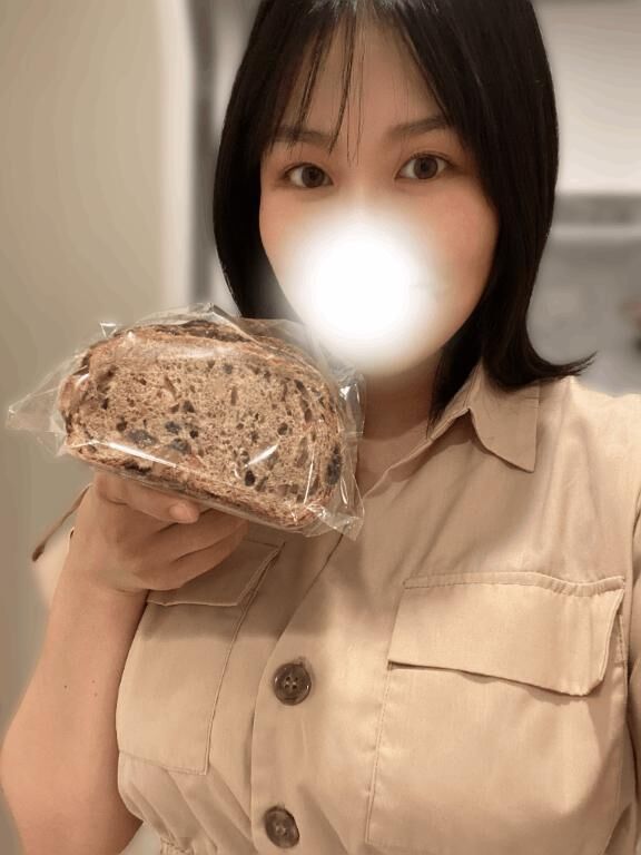 パン&#129360;