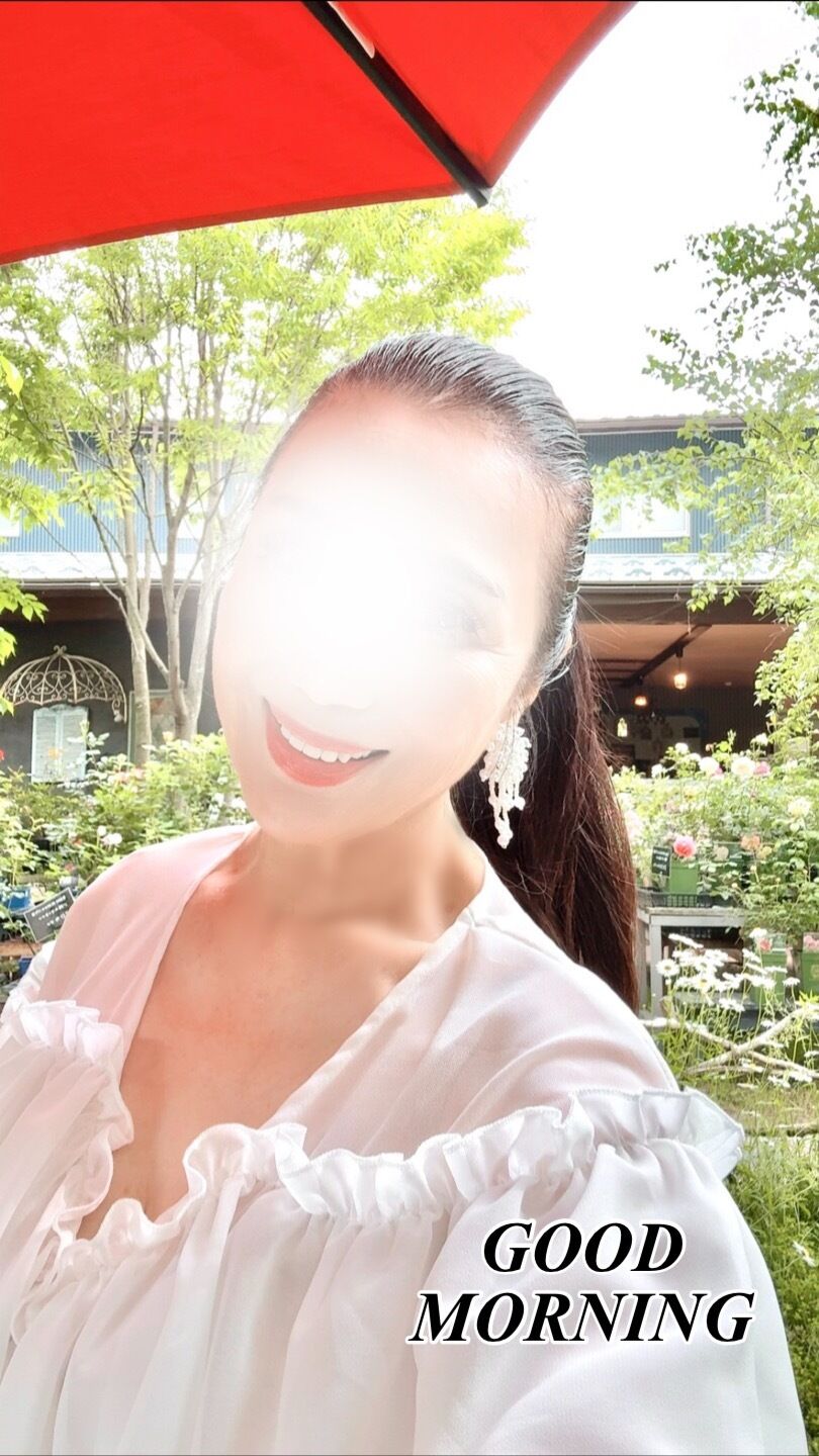 おそようございます( &#758; &#775;&#7509;&#8203; &#775;&#758;)