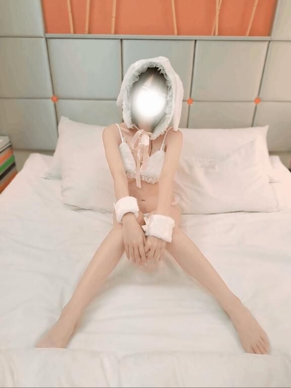 ポロリ...///