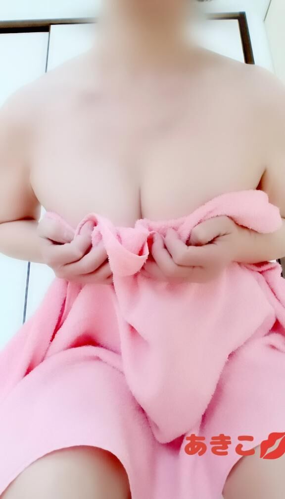 ちらちらちらちらちらちらちら(/ω・＼)