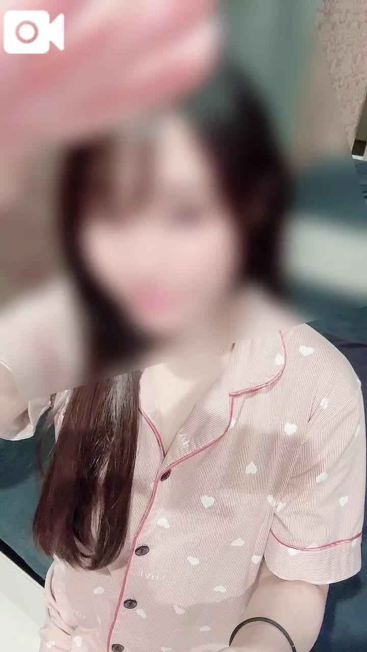 なでなで
