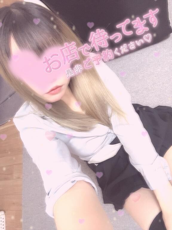 不埒な卑猥メスガキバニーちゃんが逆夜這いでM男を鳴かしまくり歓喜の聖水で大洪水&#128111;&zwj;♀&#65039;&#128051;&#128166;