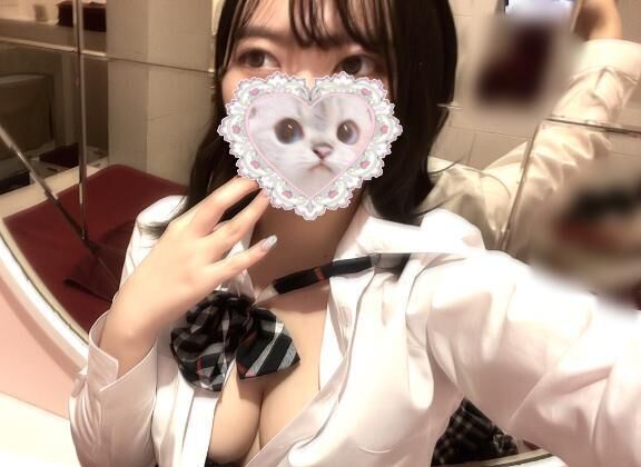 制服コス&#9825;&#9825;&#9825;&#9825;&#9825;出勤です&#9825;&#9825;&#9825;&#9825;&#9825;