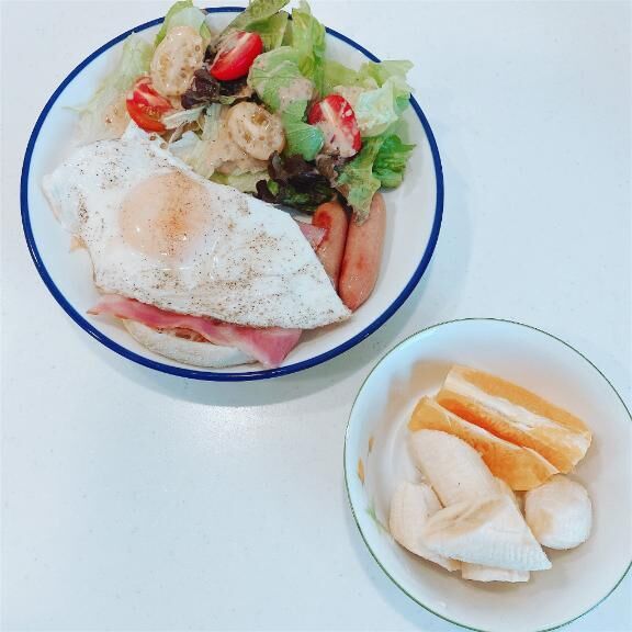冷蔵庫が、、、