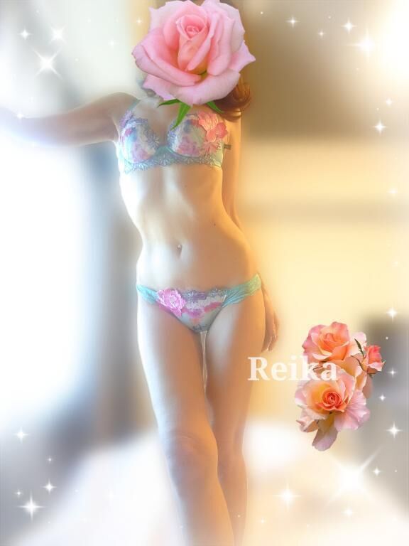 &#120139;&#120153;&#120146;&#120159;&#120156; &#120170;&#120160;&#120166; です &#127872;