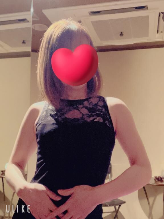お店に居ます&#128155;