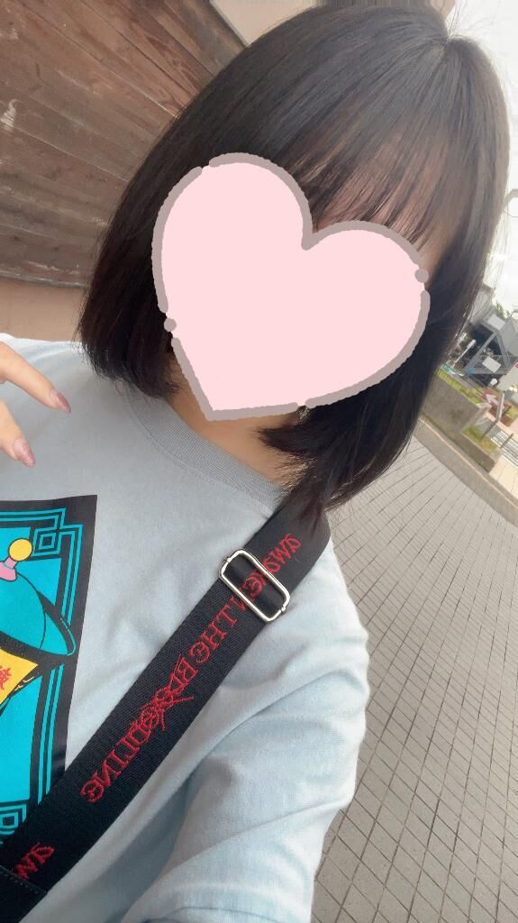 黒髪ボブになりました