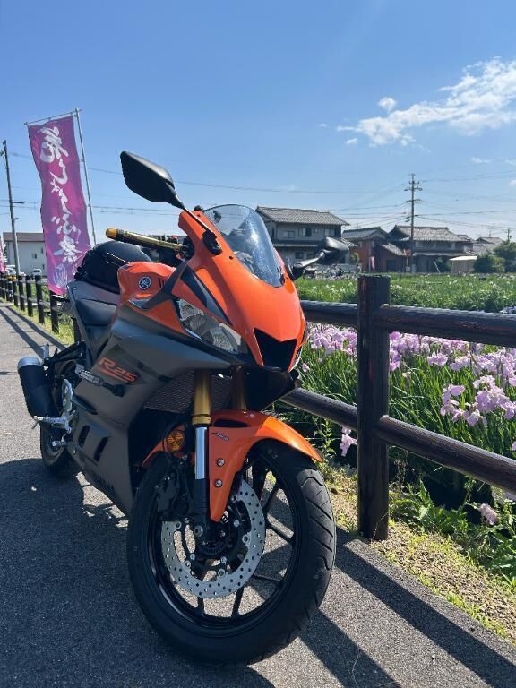 バイク乗ってきた