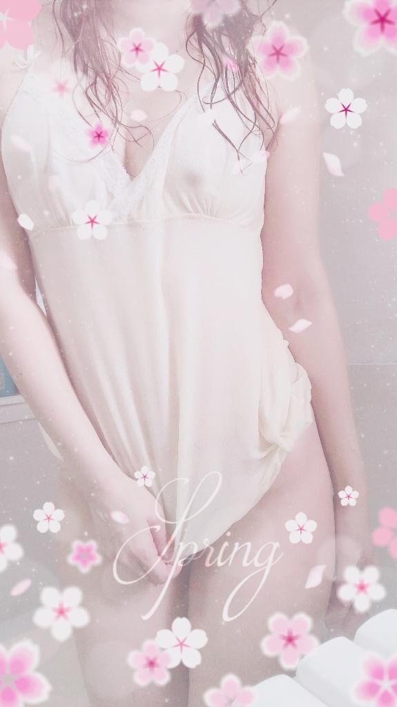本物の淫乱人妻を堪能してね&#128157;