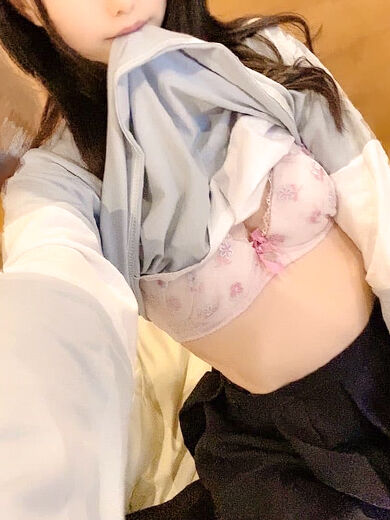 脱がして､､､？？嫌だ？？