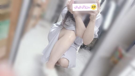 鏡越し