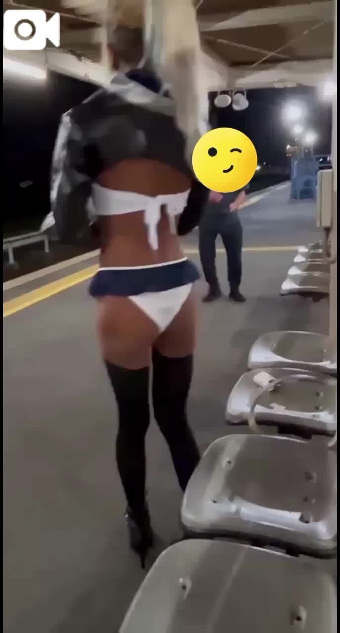 しゃわおわー