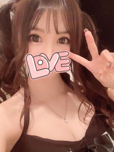 大股開けて見つめられて
