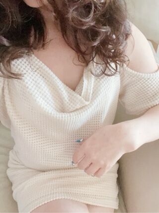 向かいます。