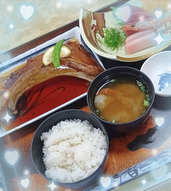 ちょっと一息？お昼ご飯に♪