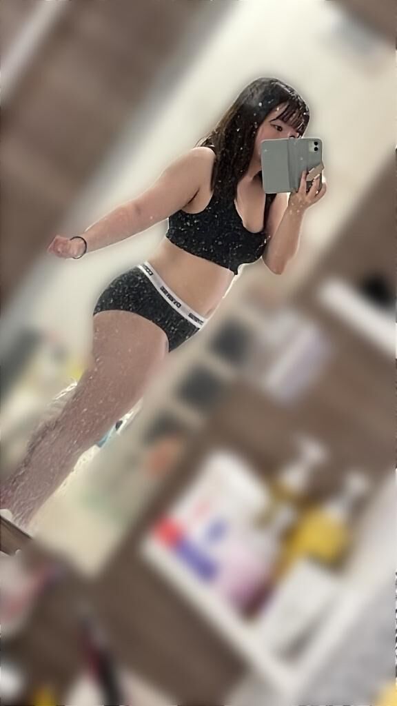 ( *&macr; &#42163;&macr;*)
