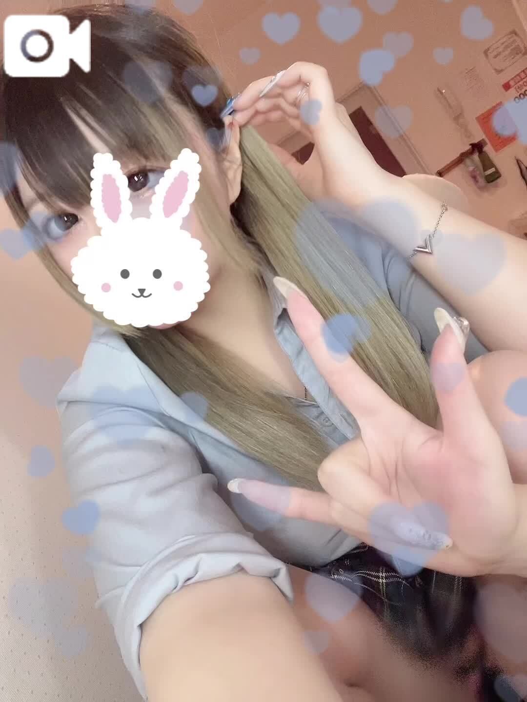 僕の初めてを奪っていくケダモノ女王様！真性露出J系の淫らな授業で教卓濡らす卒業式&#127891;&#128144;&#127800;